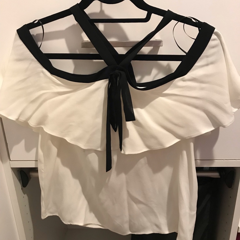 Zara off shoulder shirt -NWT